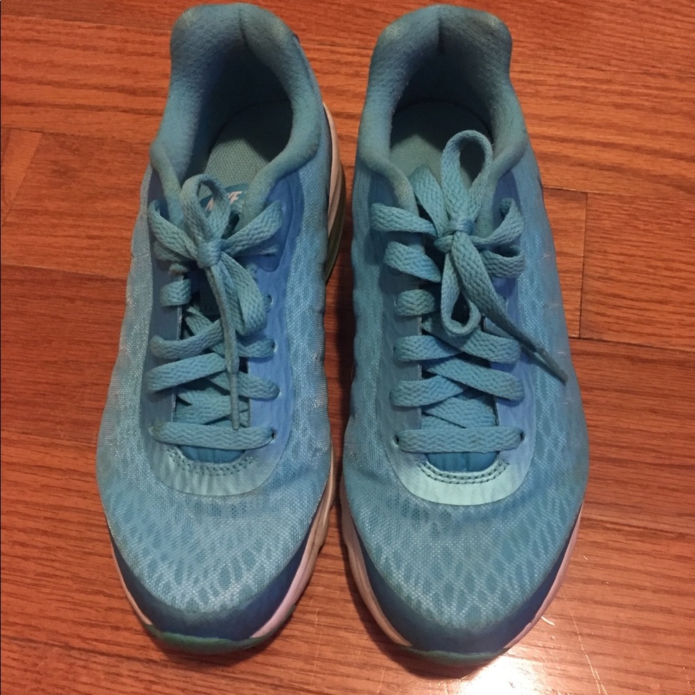 Nike shoes